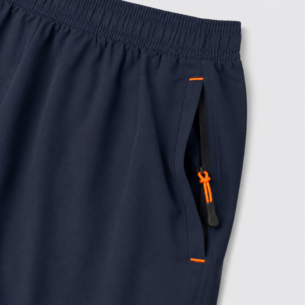Men's zipper pocket shorts zipper pocket detail