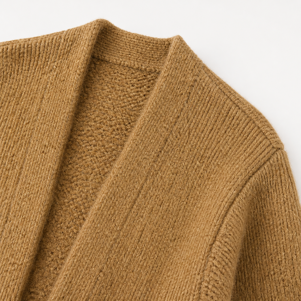 Women's cardigan open-front neckline and knit texture detail