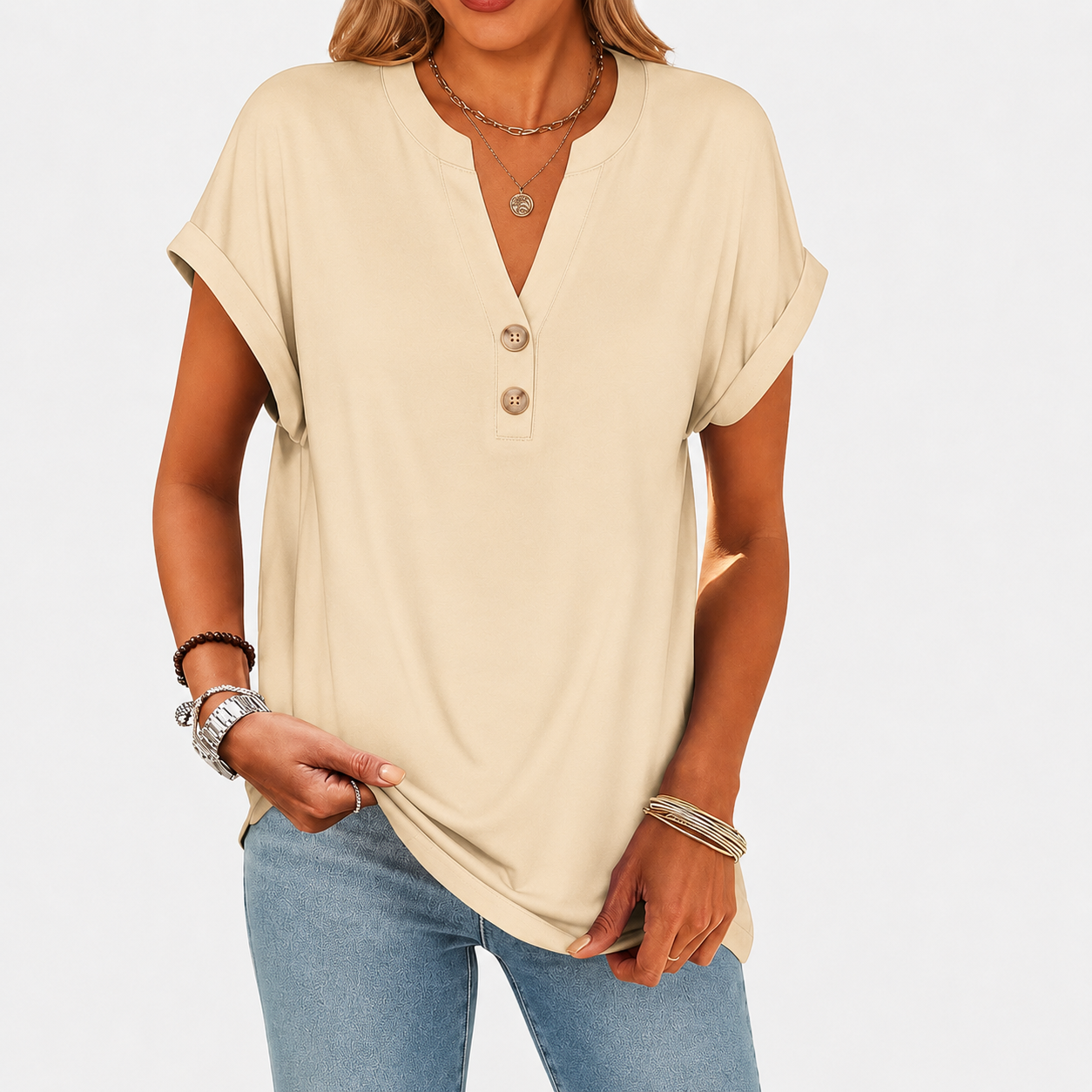Loose fit and tunic coverage detail image