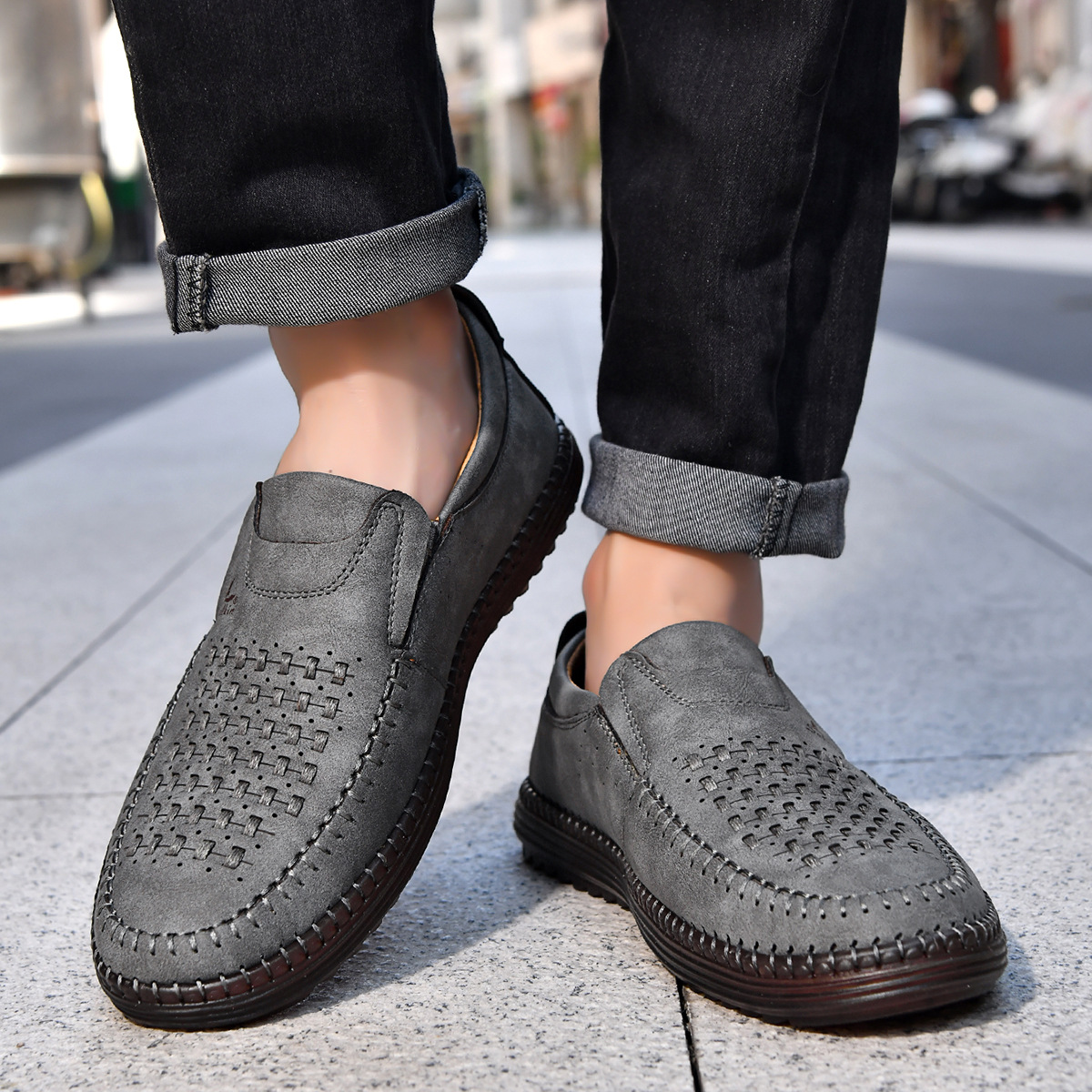 Men's breathable casual walking shoes with arch support
