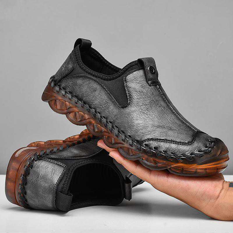 Men's Handcrafted Genuine Leather Moccasins Foot Wear