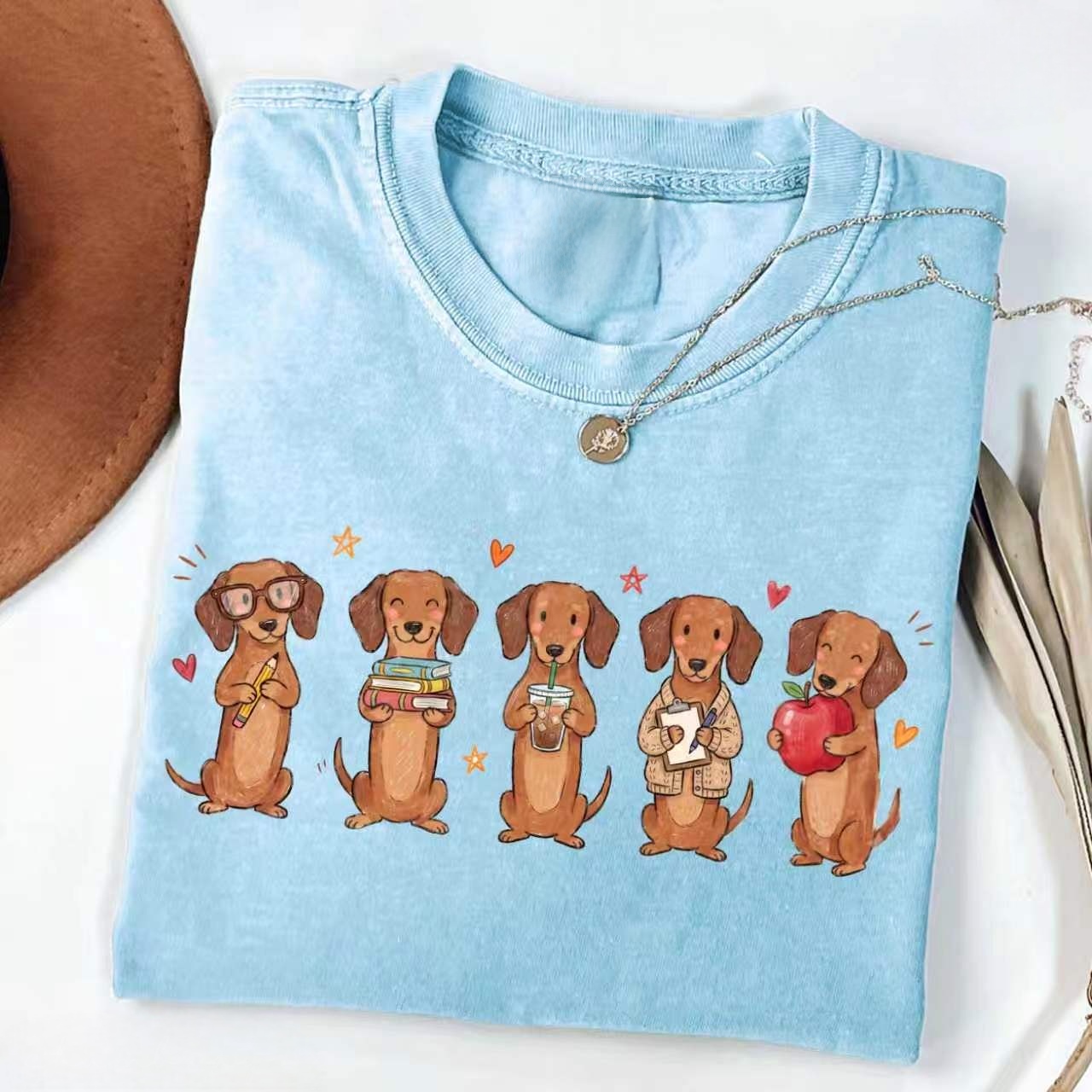 Cute Dachshund School Life Graphic T-Shirt – Cartoon Dog Lover Casual Unisex Tee