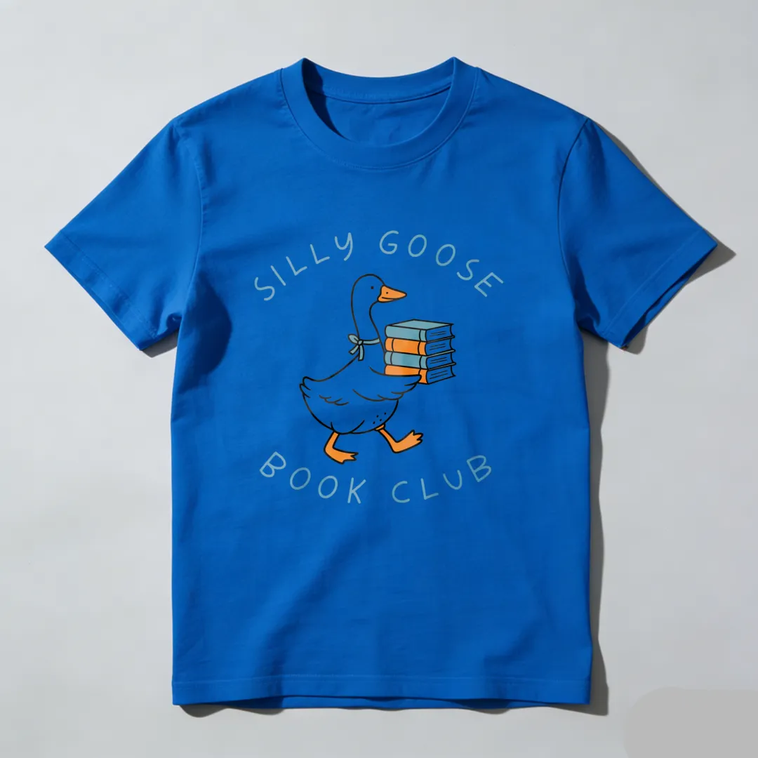 Silly Goose Book Club Duck With Books Unisex Classic T-shirt