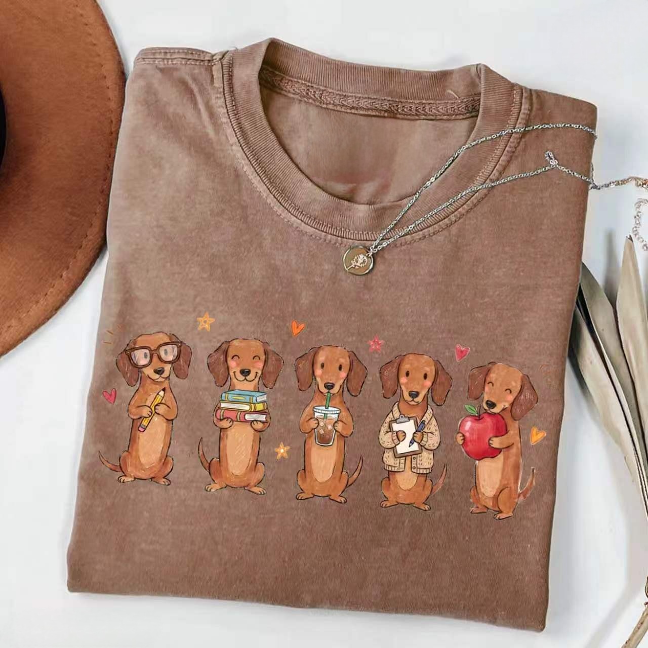 Cute Dachshund School Life Graphic T-Shirt – Cartoon Dog Lover Casual Unisex Tee