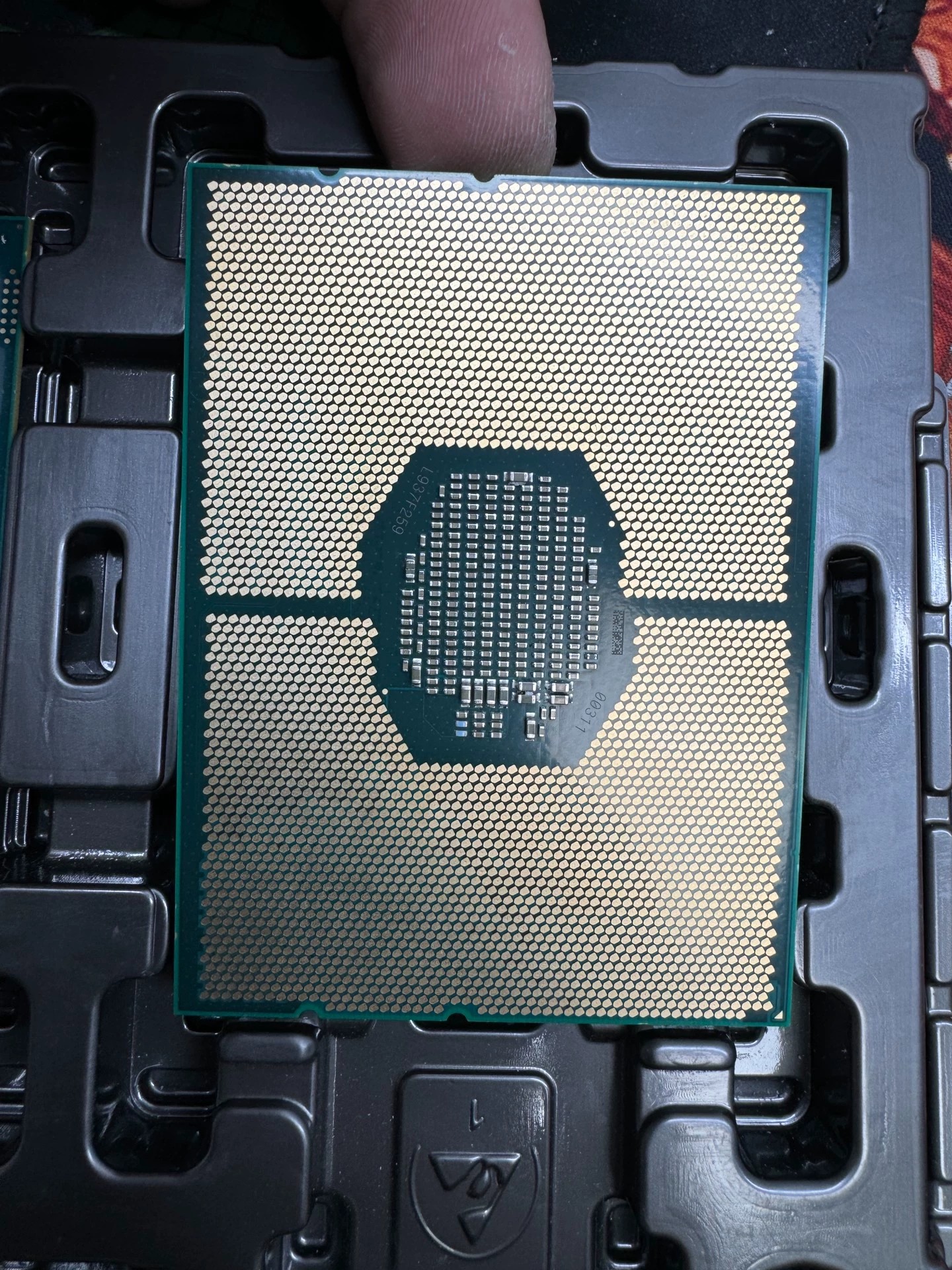 2nd intel xeon intel xeon Gold Platinum 5217 5218 6248R 8260 8280 8280L LGA3647 CPU Used Processor