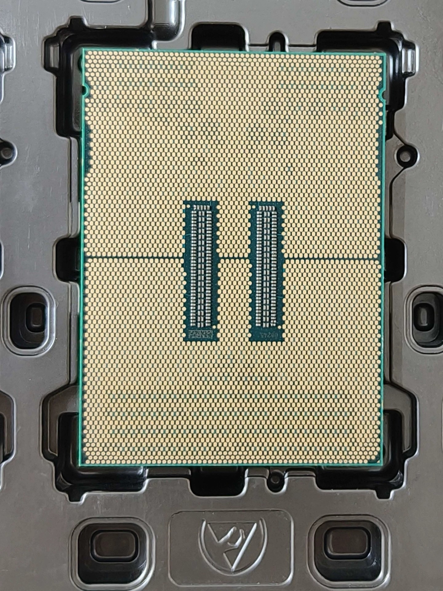 4Th intel Xeon Gold 6442Y 6443N 6444Y 6448H 6448Y 6454S 6458Q 6456C 6459C 6460C 6462C 6466C LGA4677 CPU Used Processor