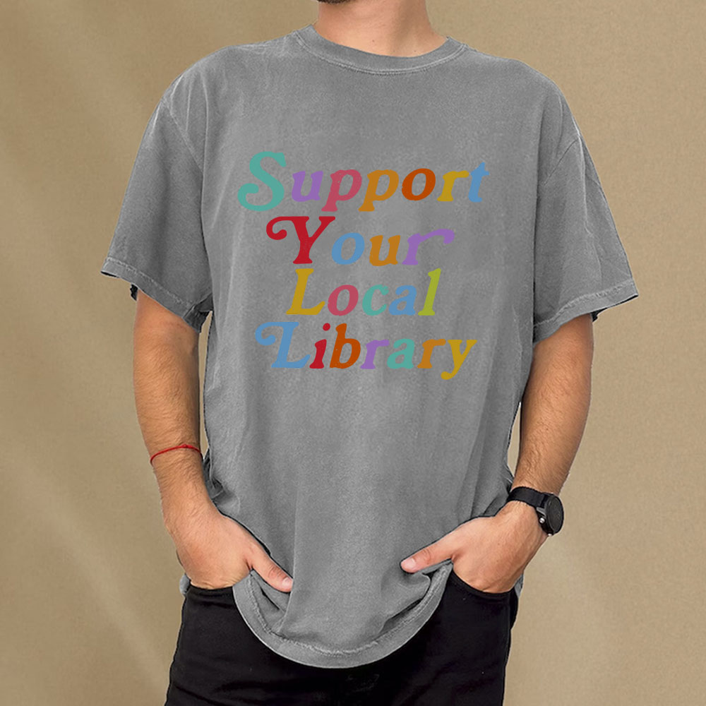 Pagewings „Support Your Local Library“-Unisex-T-Shirt im Used-Look