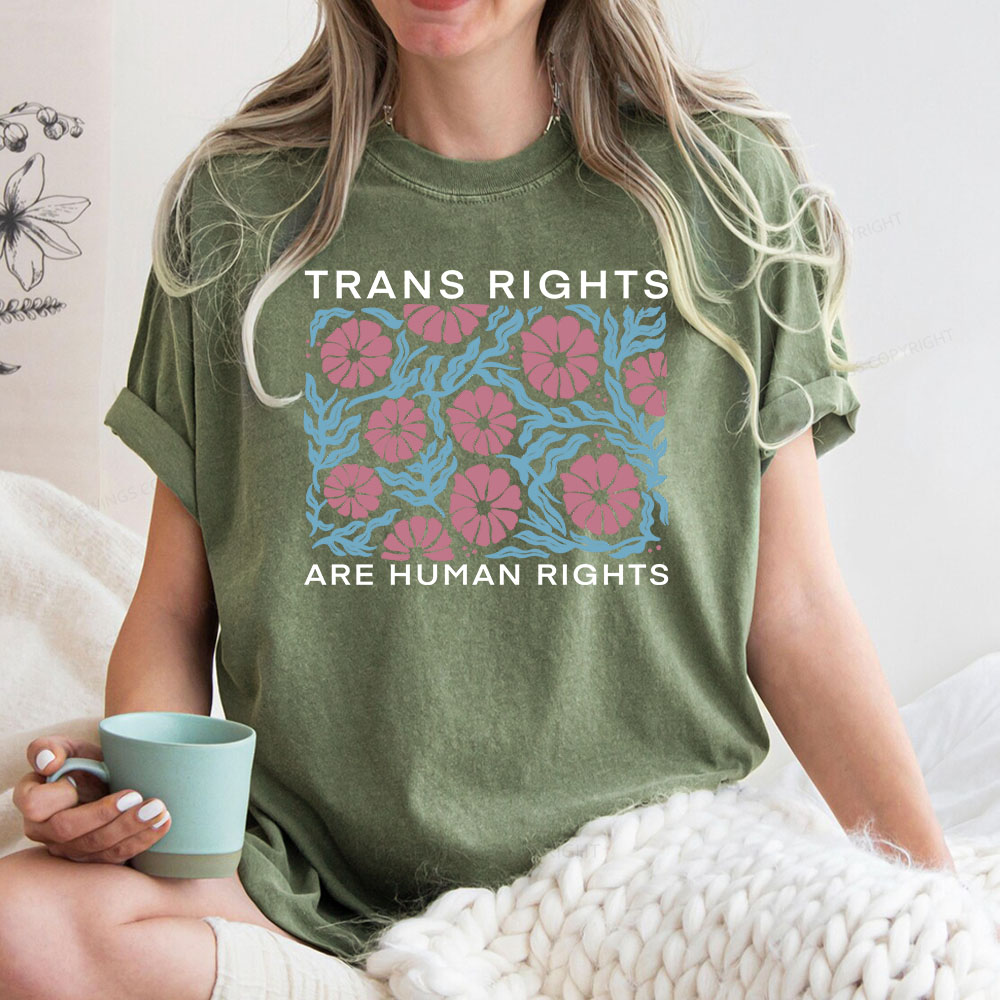 Pagewings Unisex-T-Shirt im Used-Look „Trans Rights Are Human Rights“