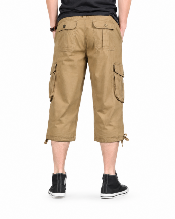 Back view of men's cropped cargo capri pants