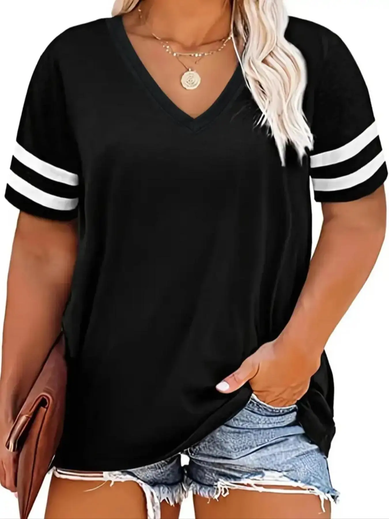 Women's Contrast Striped V Neck Short Sleeve Tee