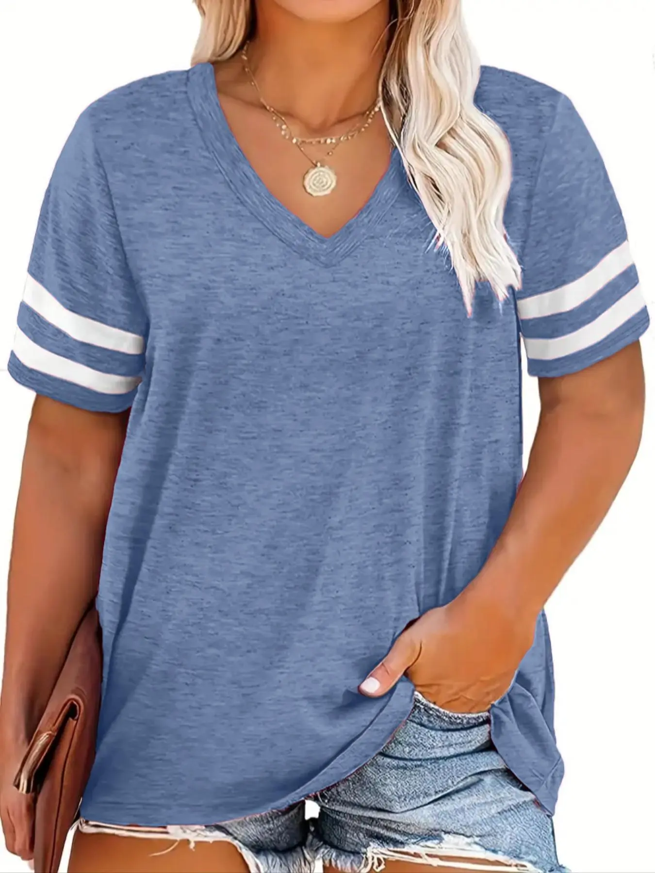 Women's Contrast Striped V Neck Short Sleeve Tee