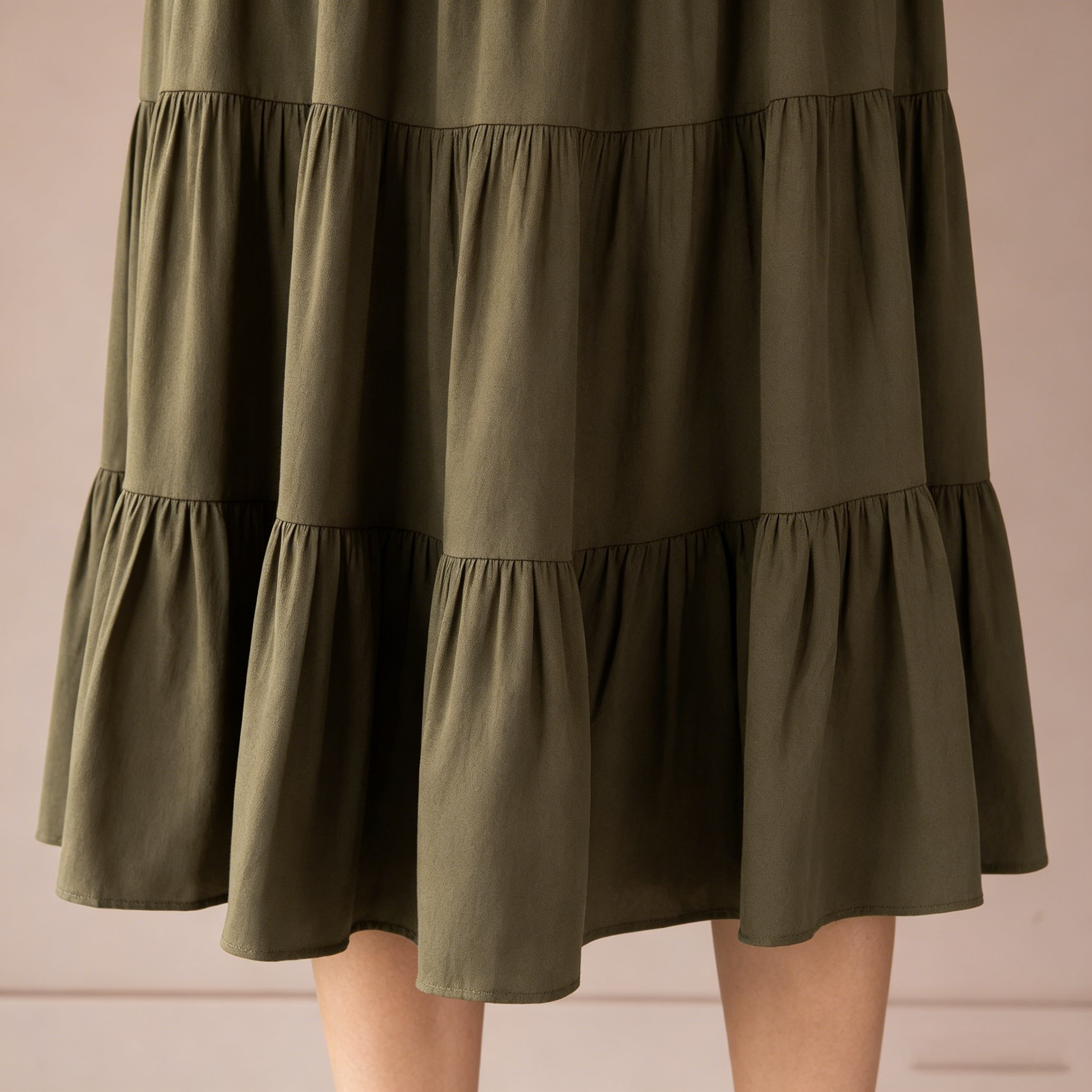 Tiered skirt and hem detail image