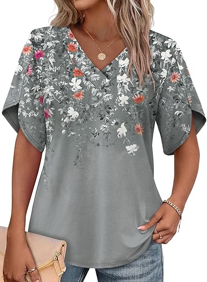Women's summer short-sleeve T-shirt, petal print, V-neck.