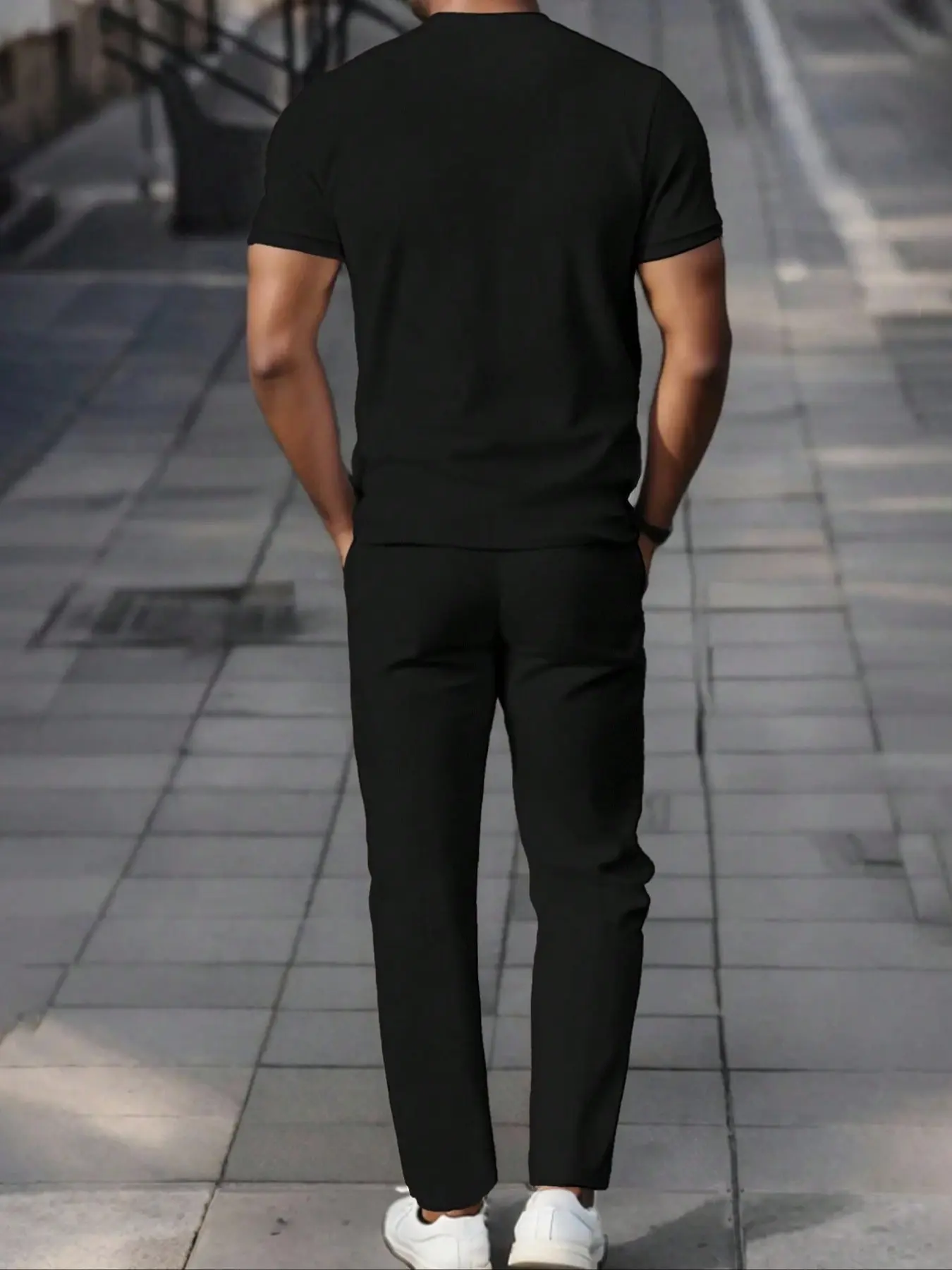 Men's Casual Solid Color Two-Piece Set - Comfortable & Stylish
