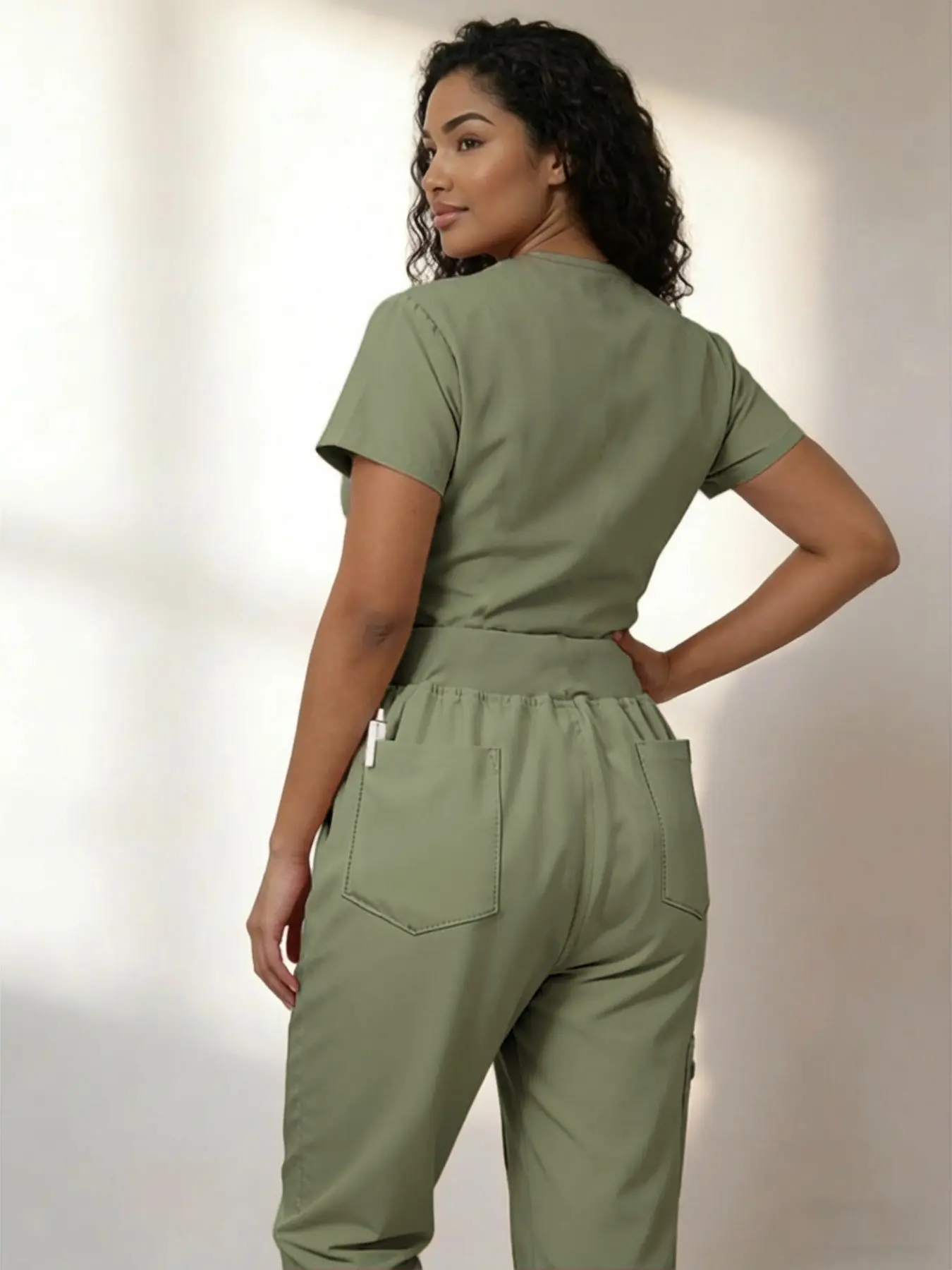 Women's Medical Scrubs Set, Anti-Pilling Lightweight Breathable Multi-Pocket Top & Side Pocket Jogger Pants for Hospital, Clinic & Spa Use Uniforms