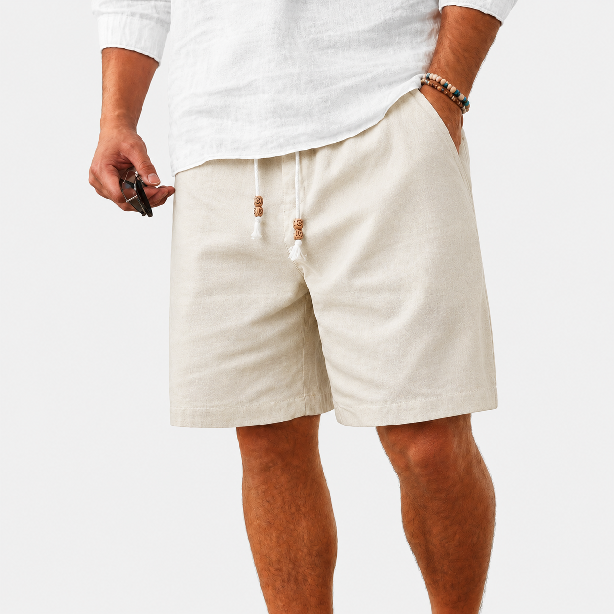 Men's linen shorts, elastic waistband with drawstring, casual style.