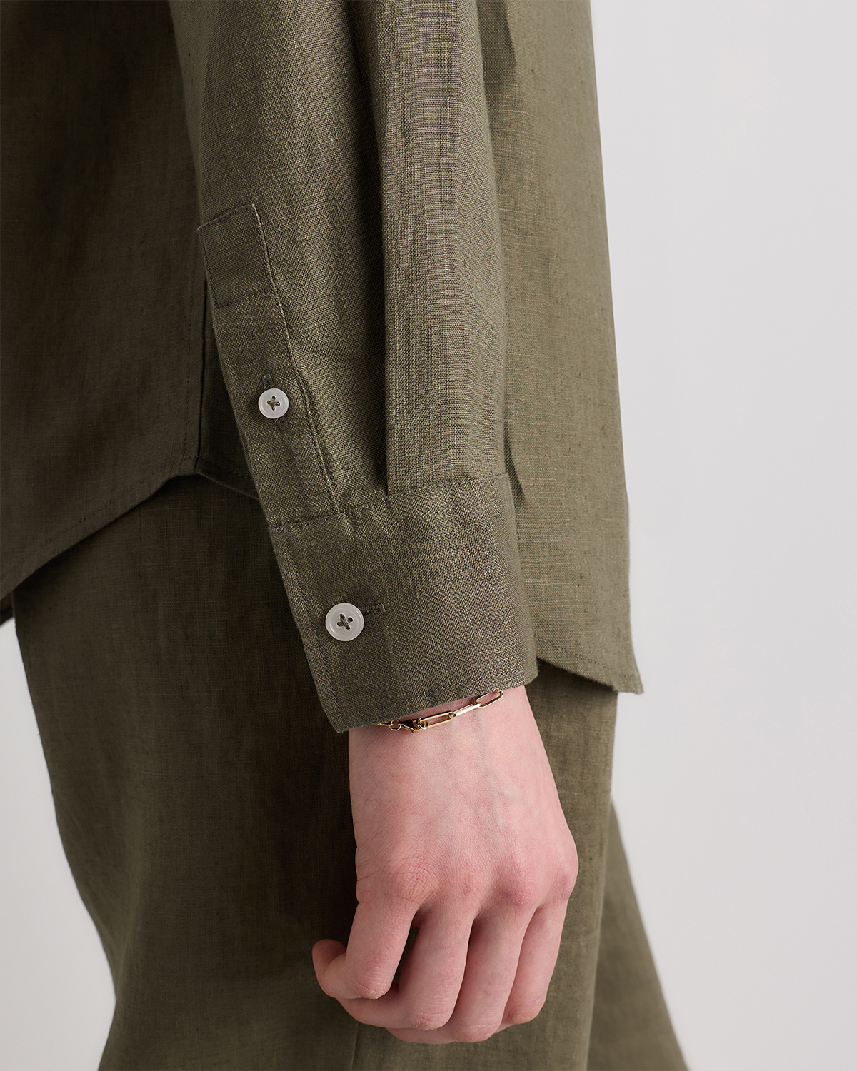 100% European Linen Long Sleeve Shirt