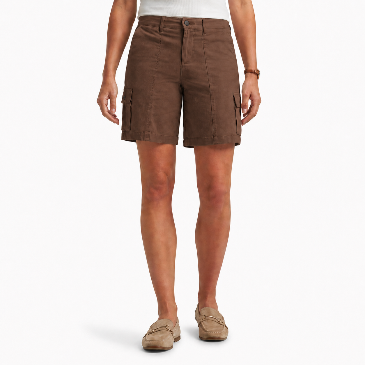 Cocoa Brown model for women's relaxed cargo shorts