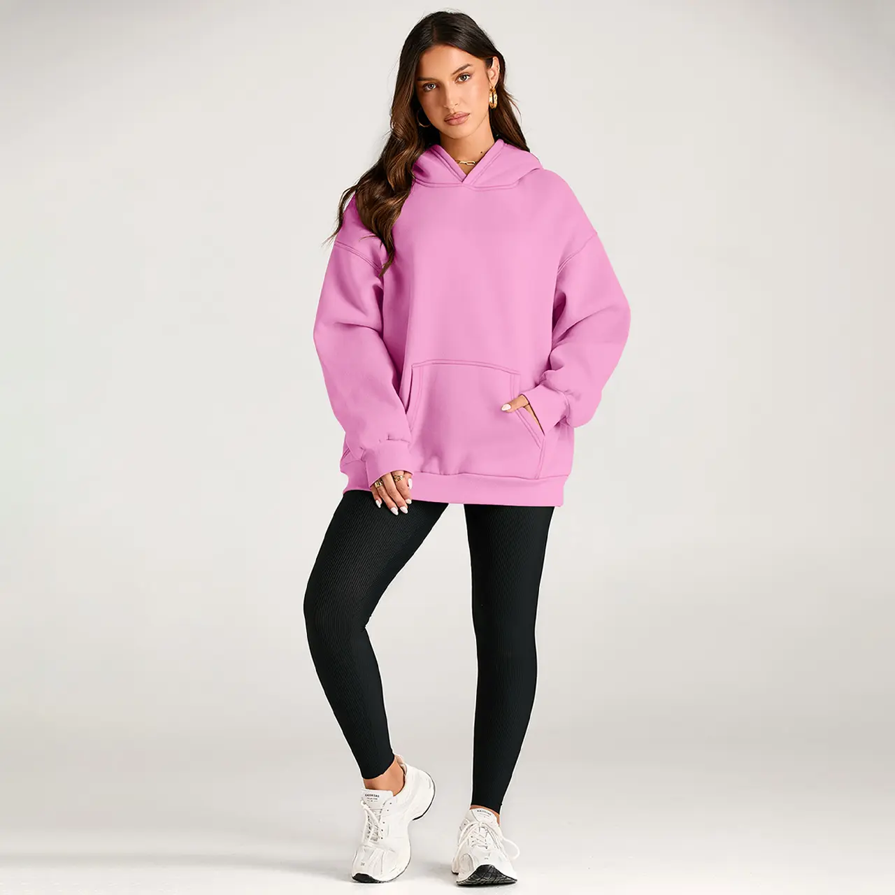 Women's oversized fleece hoodie with pockets