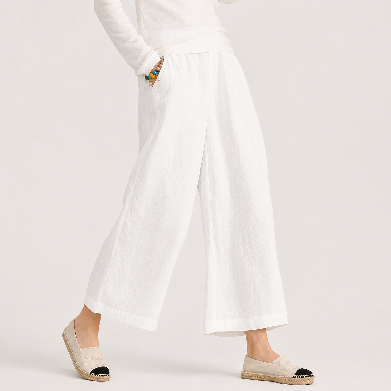 Olive Green wide leg pants model image