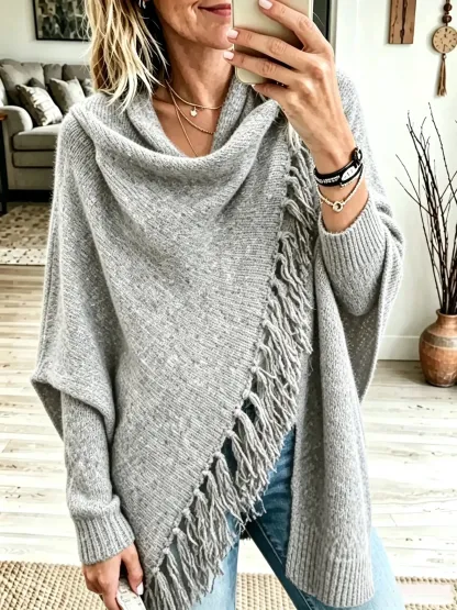 Damen-Poncho-Pullover mit asymmetrischem Fransenmuster