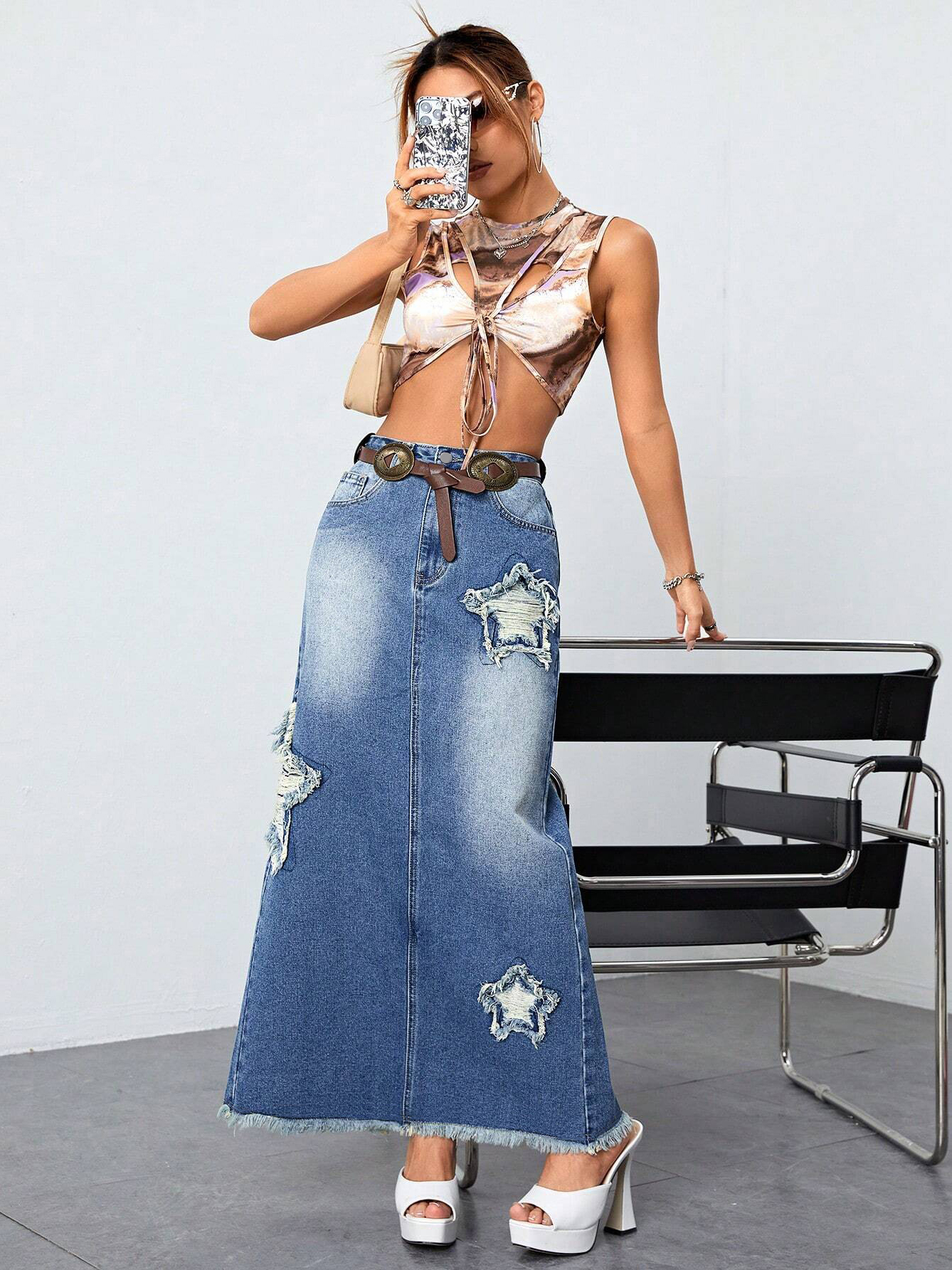 Fashion Raw Hem Washed Star Denim Skirt