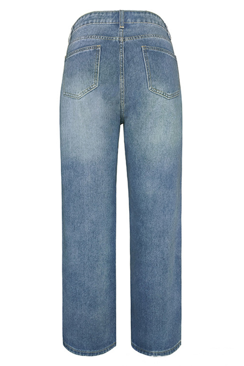 Ladie’s Relaxed Mid Rise Fit Straight Leg Jeans