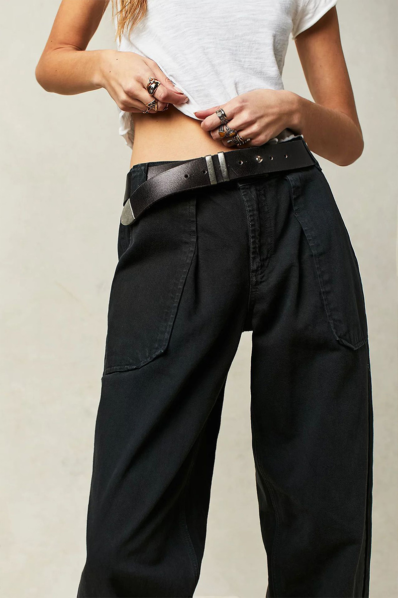 Classic Ladies' Comfortable Straight-Leg Jeans