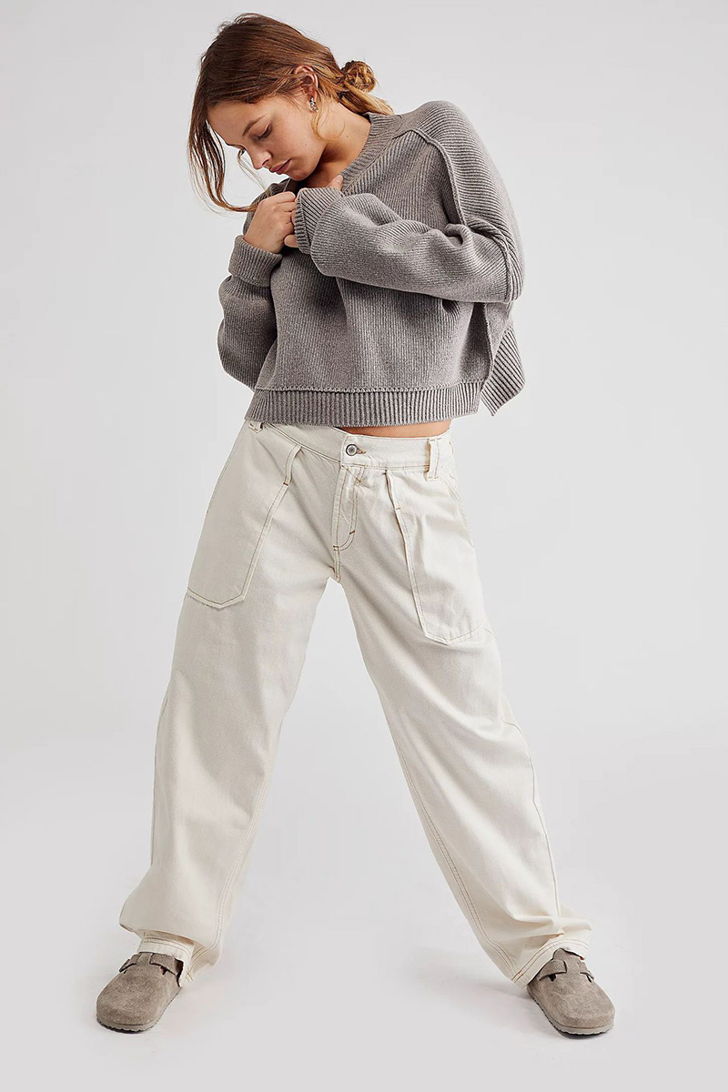 Classic Ladies' Comfortable Straight-Leg Jeans