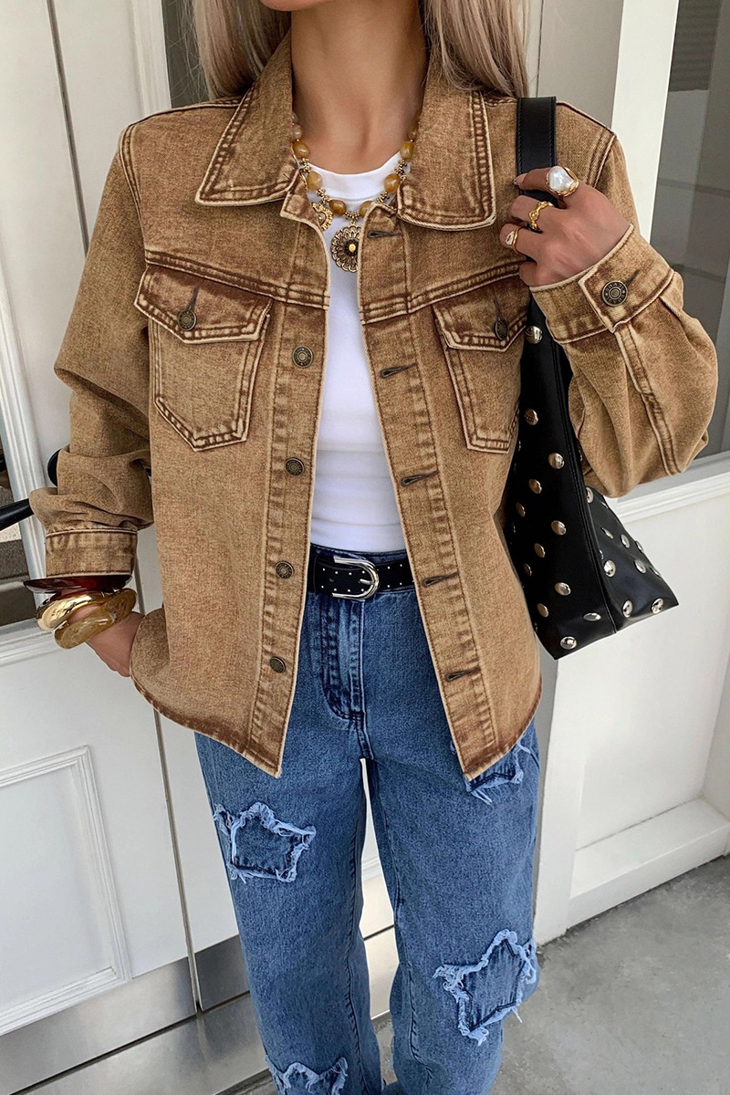 Women‘s Distressed-Wash Denim Jacket