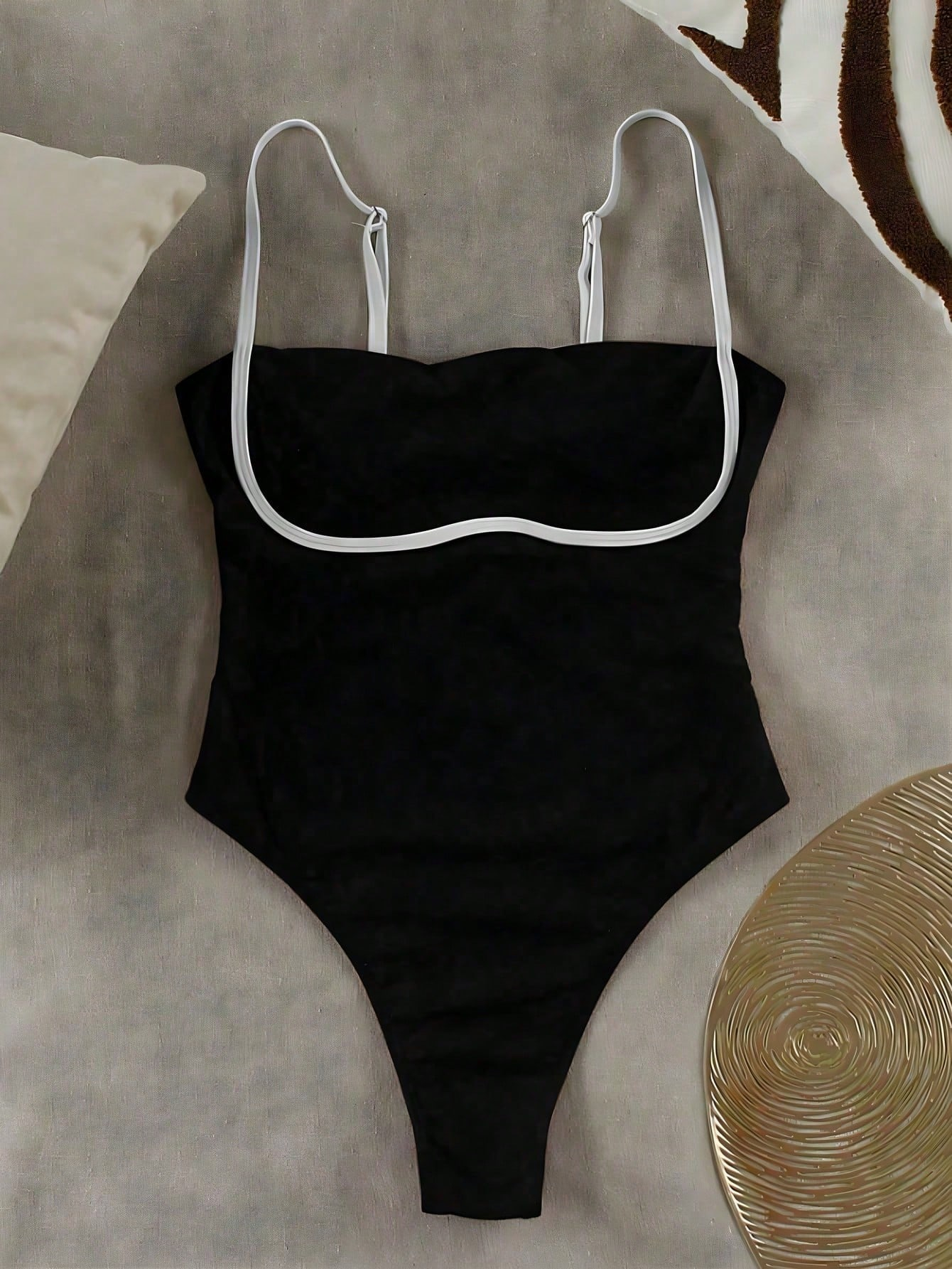 Black & White Contrast Spaghetti Strap One-Piece Swimsuit
