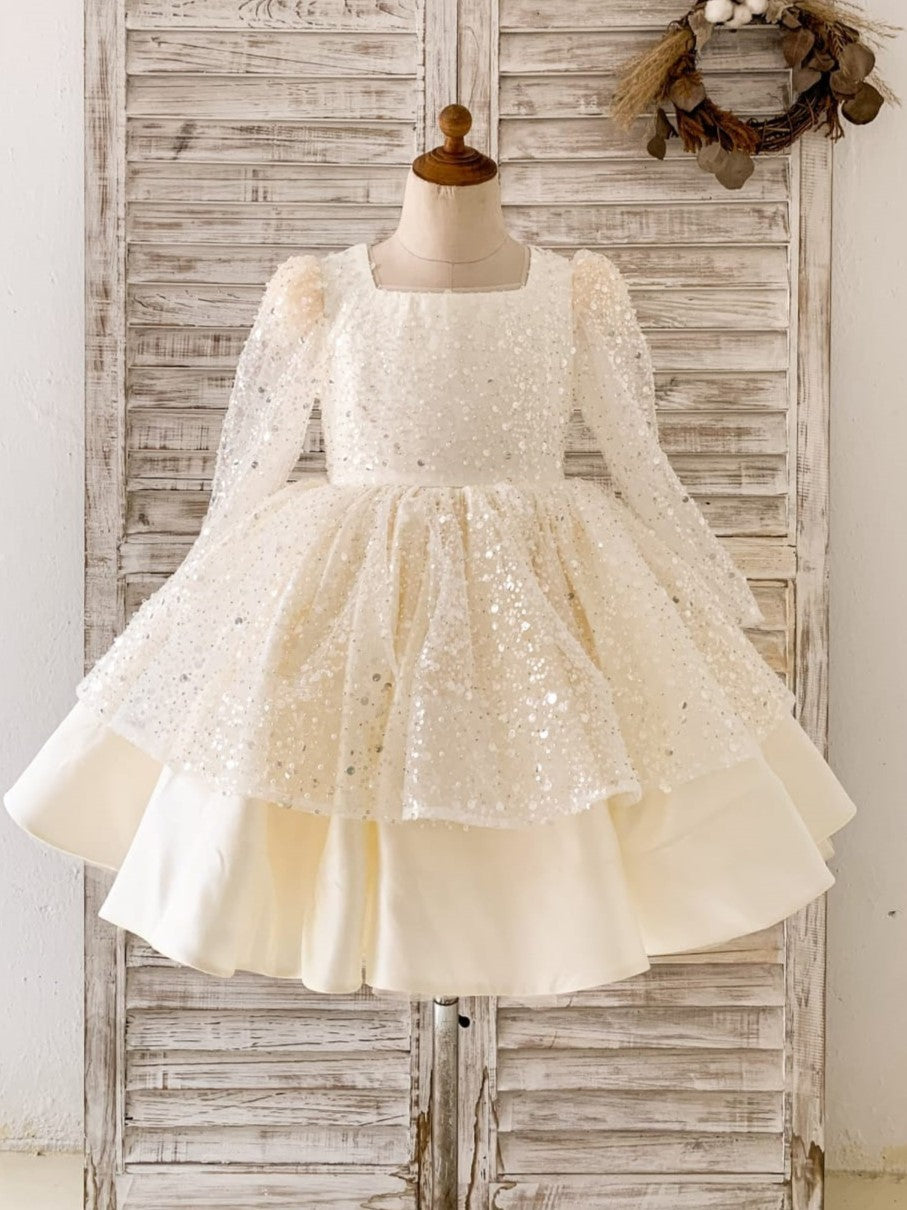 Satin Knee-length Ivory Dress As Picture
