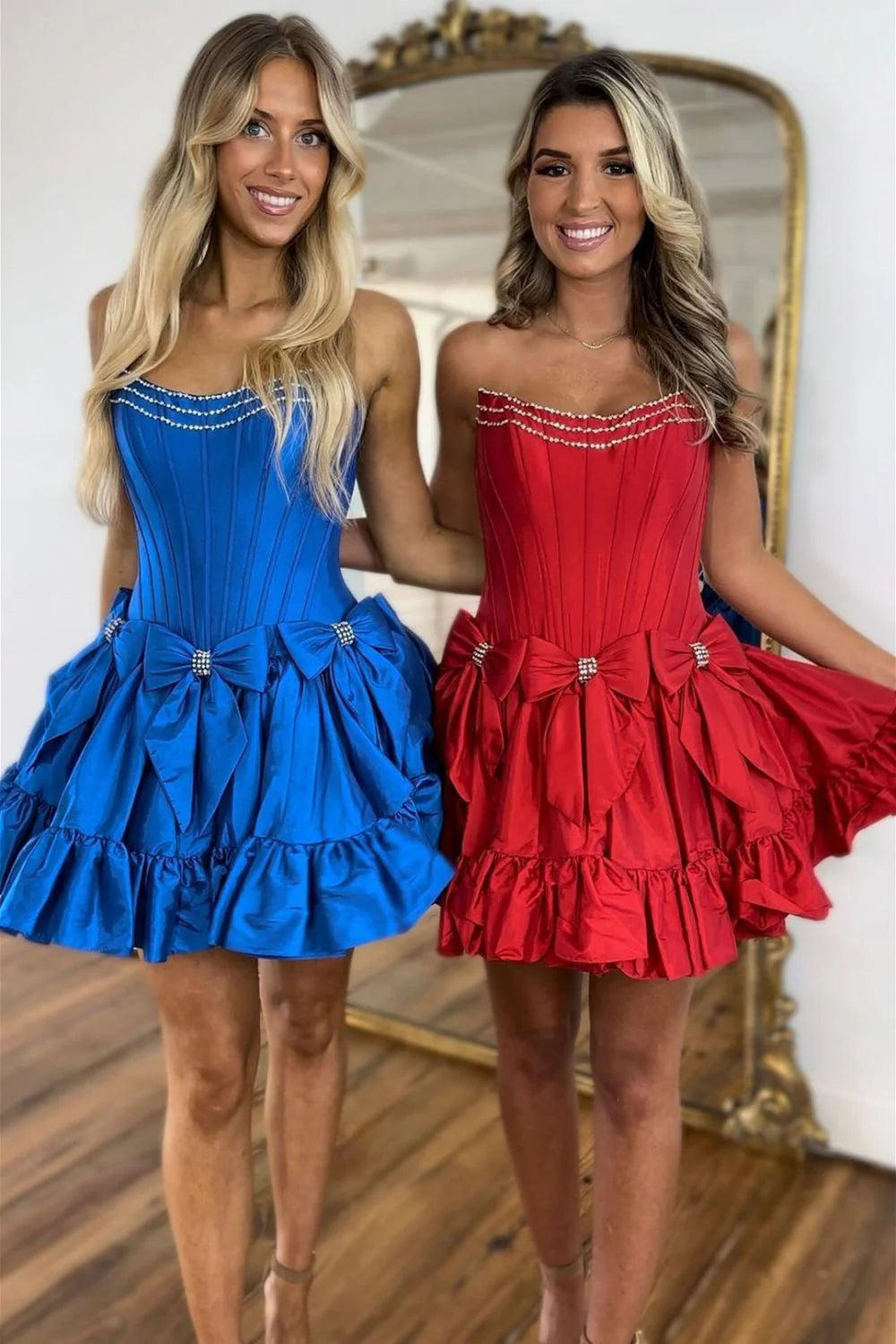 Pretty A-Line Strapless Short Satin Homecoming Dress with Bowknots