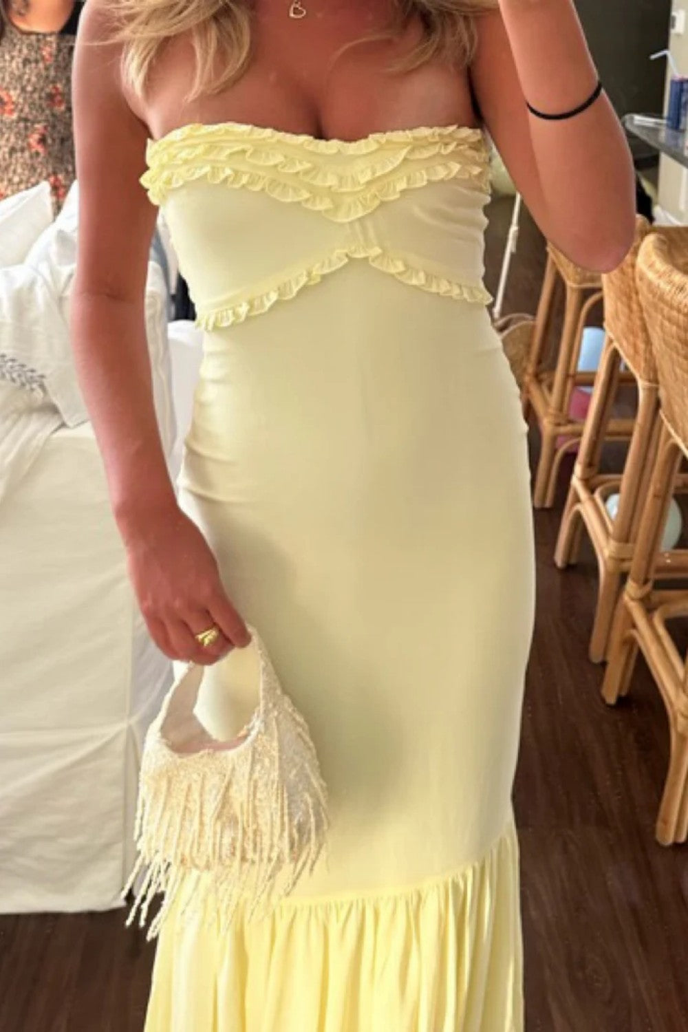 Elegant Light Yellow Chiffon Strapless Evening Gown with Ruched Bodice