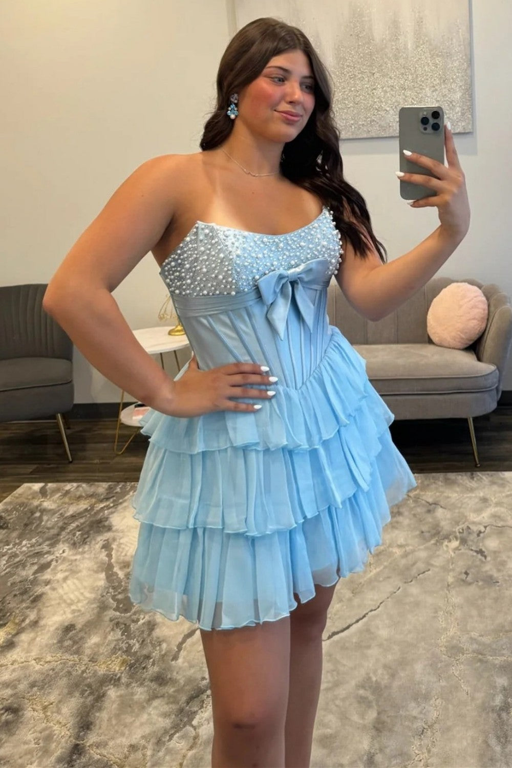 Elegant Strapless Pearl Embellished Bow Corset Layered Tulle Homecoming Dress
