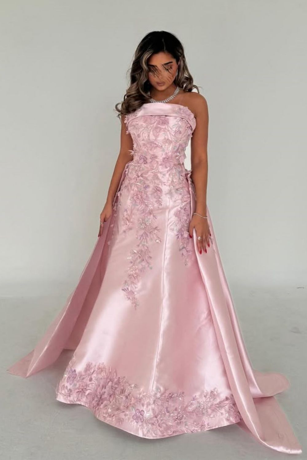 Luxurious A-Line Strapless Satin Pink Party Dress with Court Train Appliques