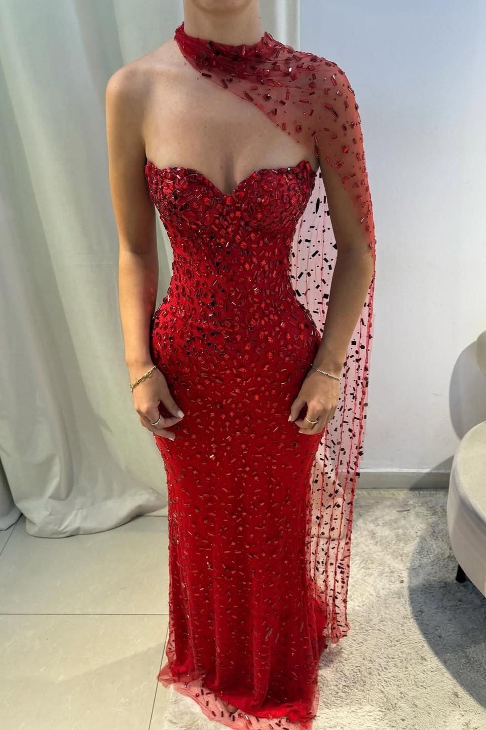 Elegant Red Sweetheart Beaded Fitted Mermaid Prom Dress with Scarf