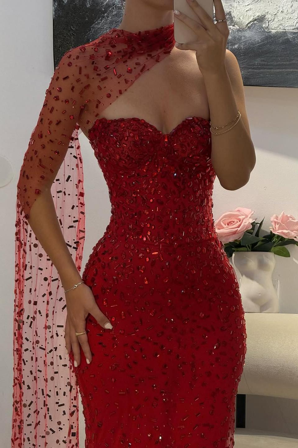 Elegant Red Sweetheart Beaded Fitted Mermaid Prom Dress with Scarf