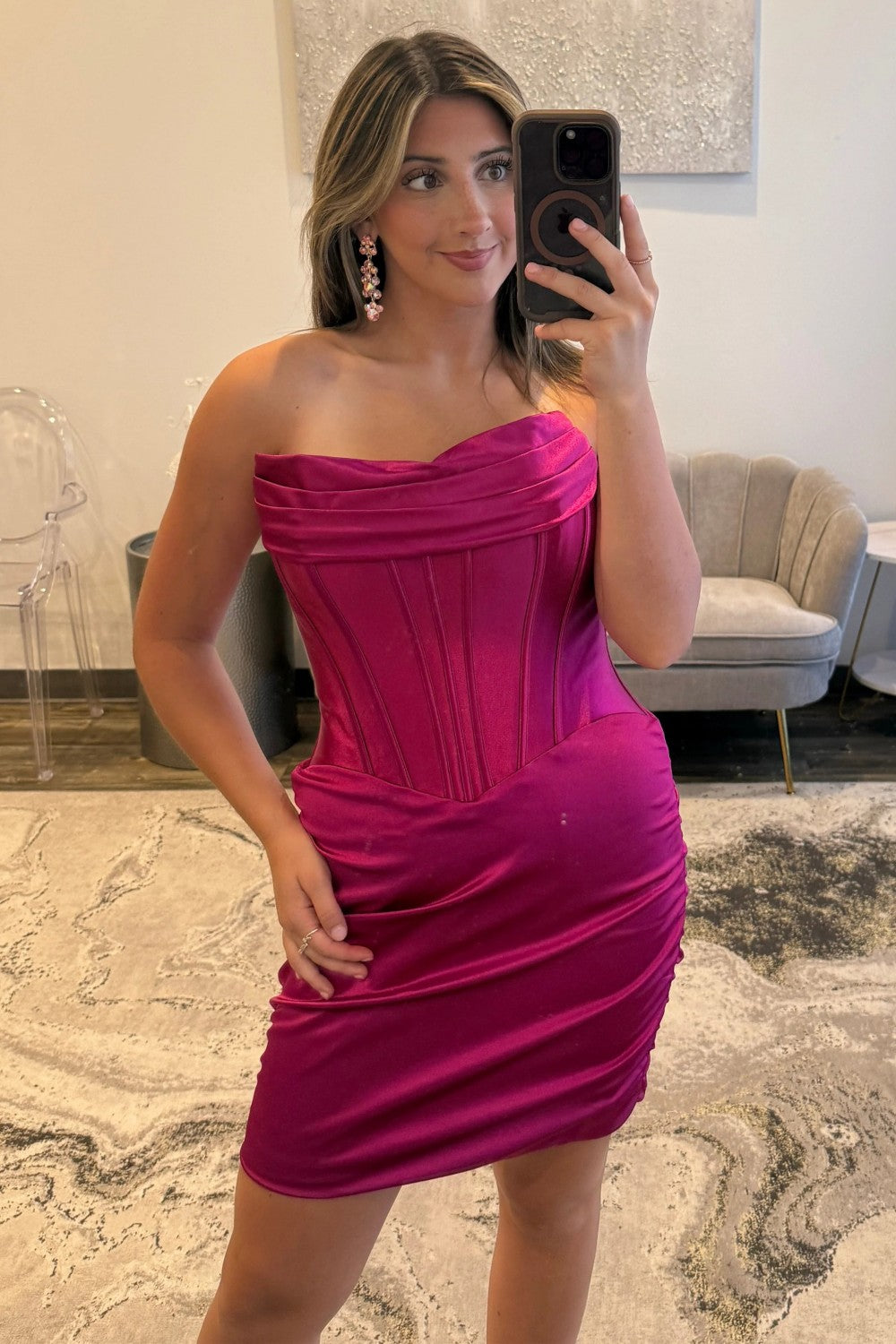 Elegant Strapless Corset Style Ruched Bodycon Mini Homecoming Dress