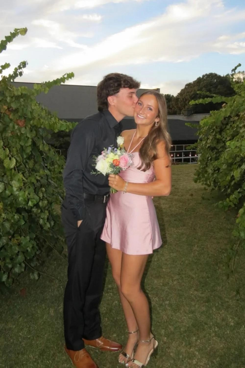 Light Pink Halter Mini Homecoming Dress with Twist Front