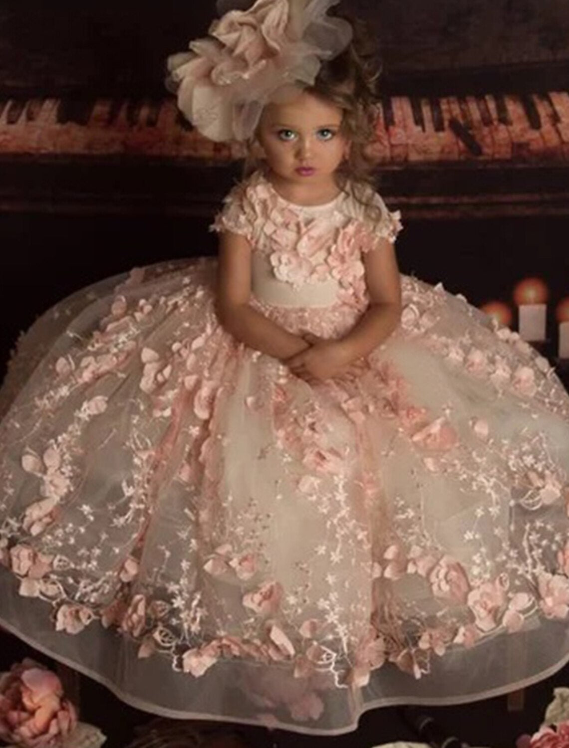 Ball Gown Tulle Little Girl Floral Dresses with Applique Peach