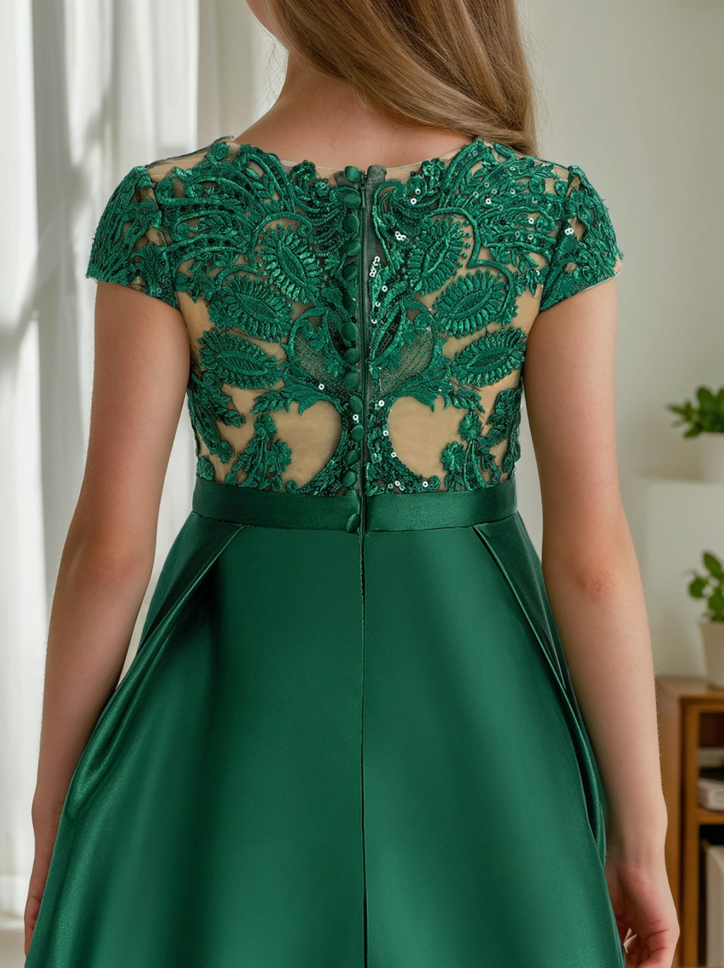 A-Line/Princess Short Sleeves Lace Junior Bridesmaid Dresses with Appliques Blue