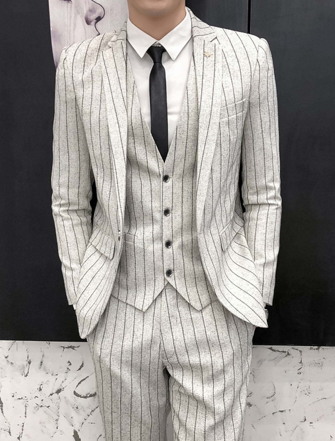 Men's Tailored Fit Single Breasted One-button 3 Pieces Black Ivory Wedding Suits Ivory