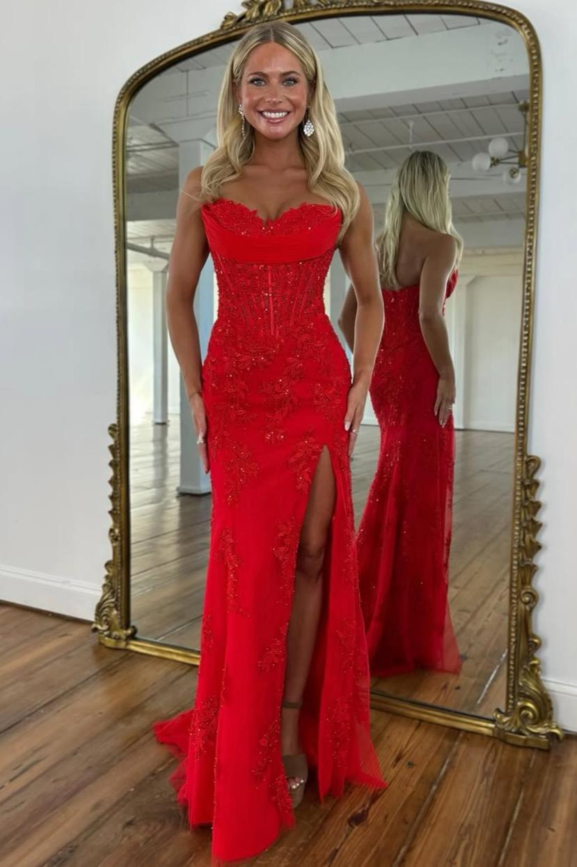 Romantic Floral Lace Mermaid Sweetheart Corset Prom Gown with High Slit
