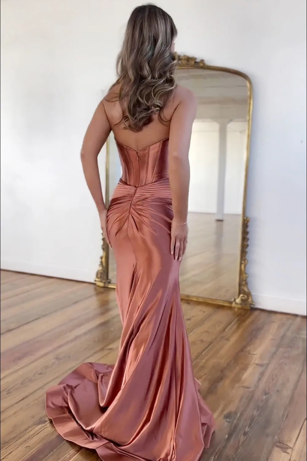 Sexy Red Sweetheart Corset Satin Mermaid Prom Dress with High Slit