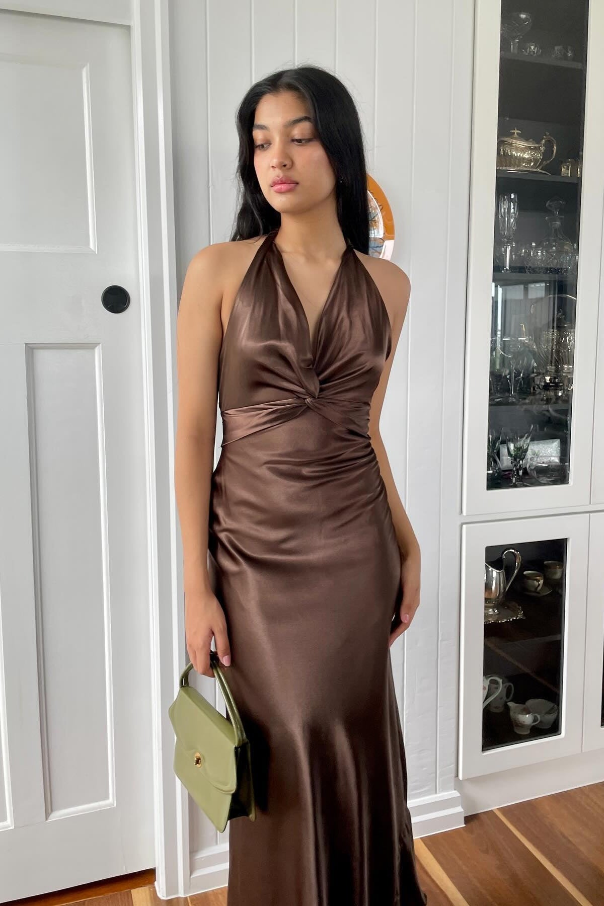 Stylish Sheath V Neck Green Long Party Dress with Open Back Bowknot