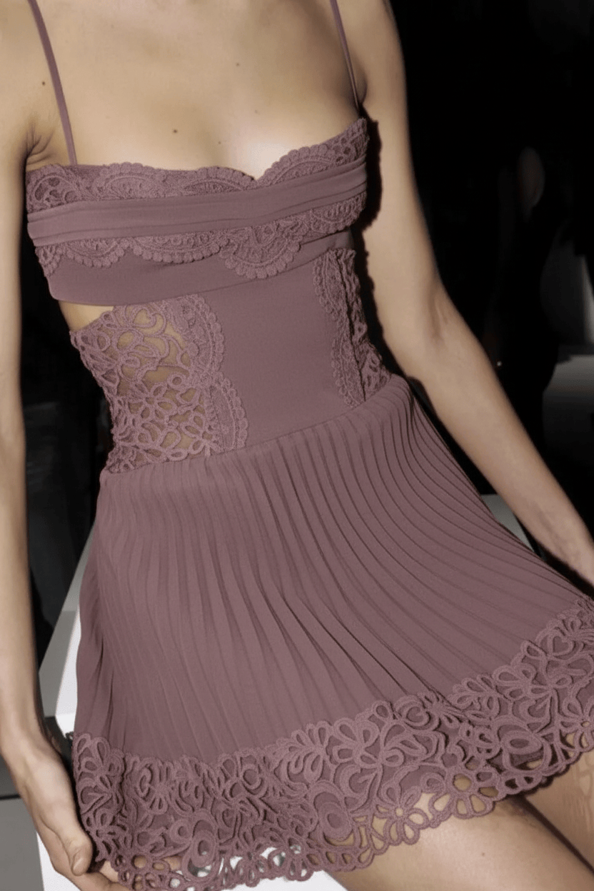 Charming A Line Spaghetti Straps Black Short Homecoming Dress with Lace