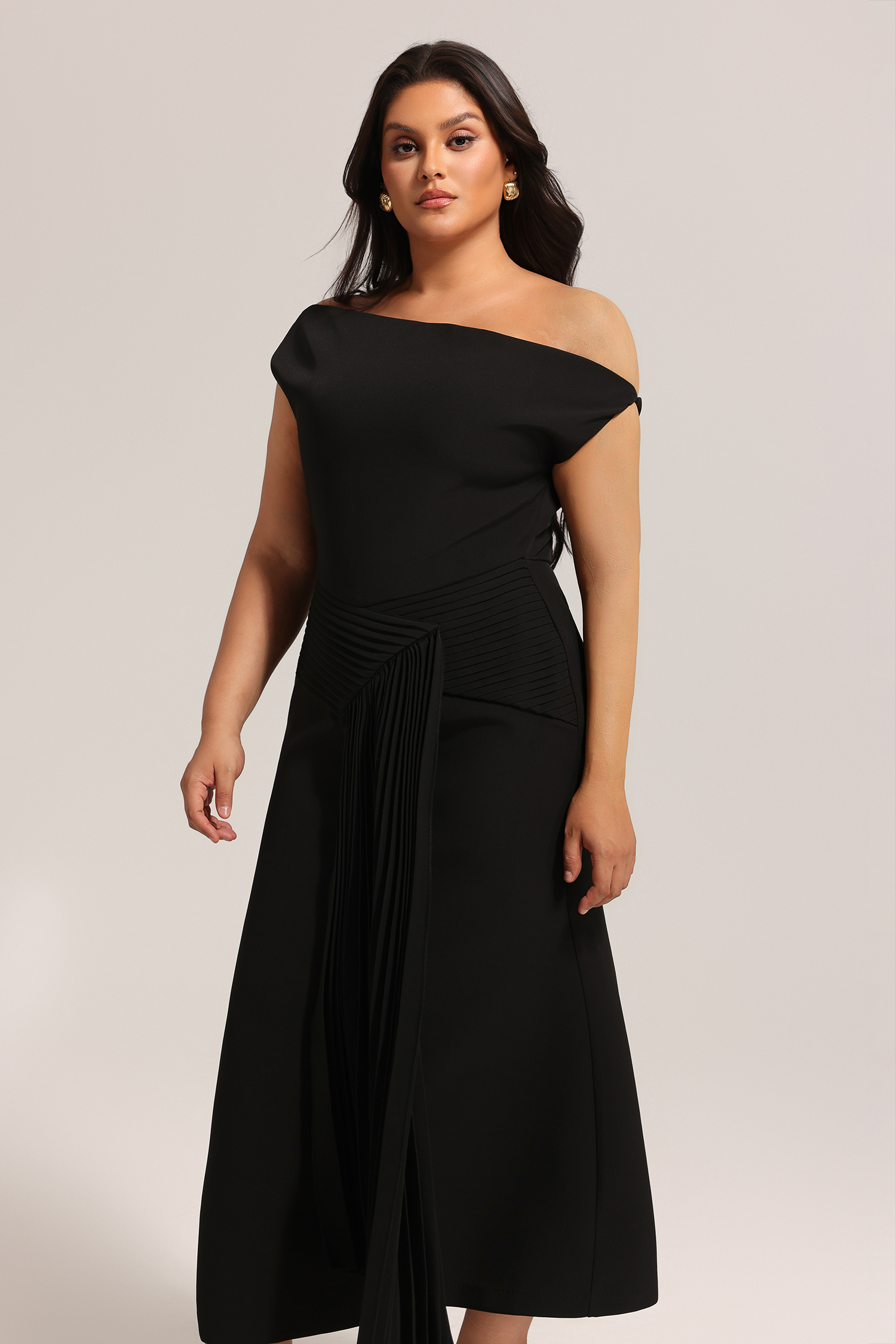 Juny Oblique Shoulder Sleeveless Folds Midi Dress