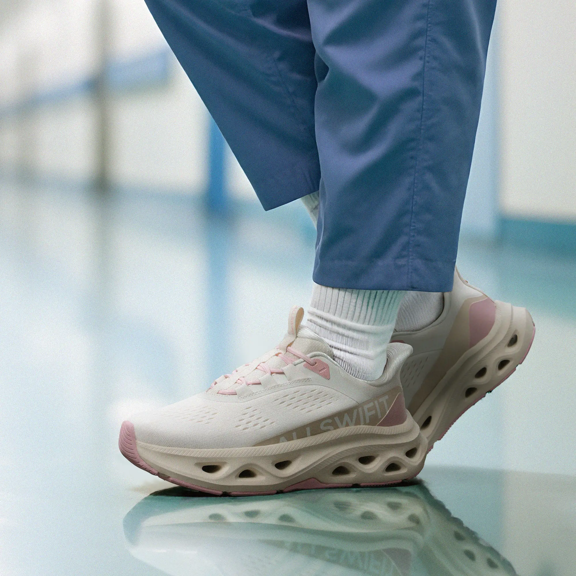 Women's Slip On Walking Shoes - Comfortable & Breathable