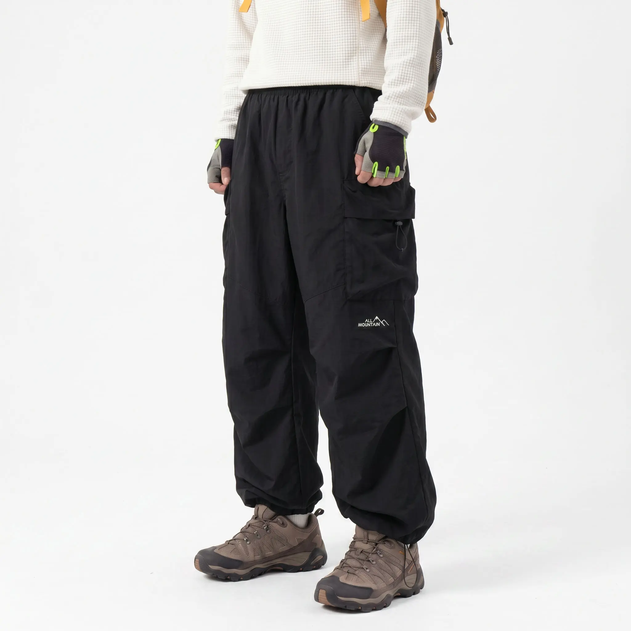 Men's Loose Fit Water-Resistant Cargo Pants